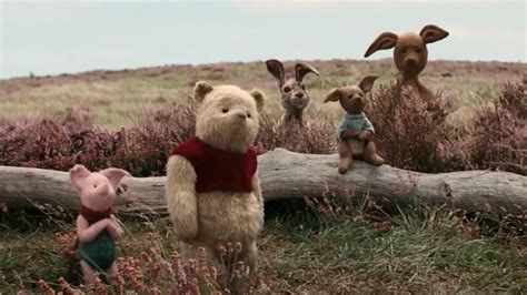 Winnie the Pooh Gets a Glorious Reboot in the 'Christopher Robin ...