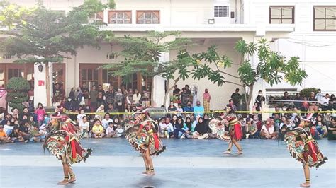 The Jaranan Dance is a Traditional Dance Played by Dancers Riding Artificial Horses Made of ...