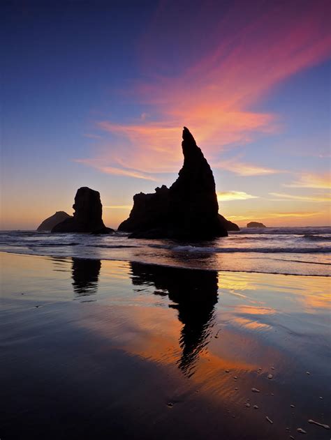 Sunset on Bandon Beach, Oregon | Smithsonian Photo Contest ...