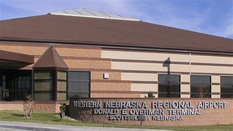 Nebraska airport fears hit from airline's unreliability