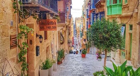 The Original Valletta Free Walking Tour - Valletta | FREETOUR.com