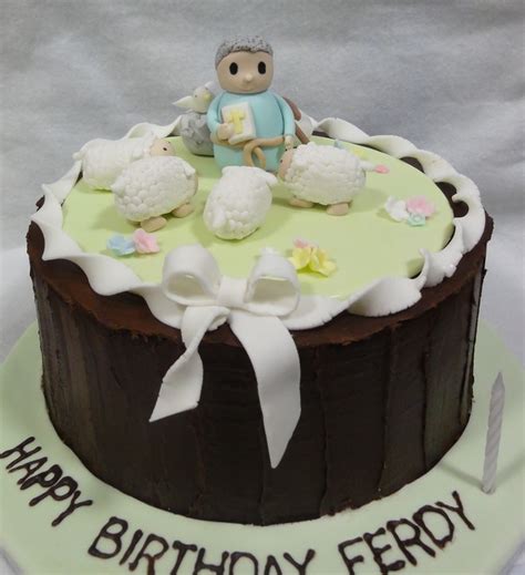 shepherd cake, shepherd and sheep topper | Cake, Cake creations, Cloud cake