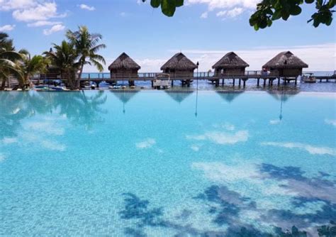 Best Family Hotels & Resorts in Tahiti - Where to Stay with Kids