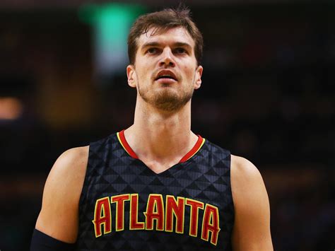 NBA: Tiago Splitter é envolvido em troca e deixa o Atlanta | VEJA