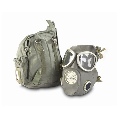 New Polish M10 Military Surplus Gas Mask with Bag - 293039, Gas Masks & Chemical Suits at ...