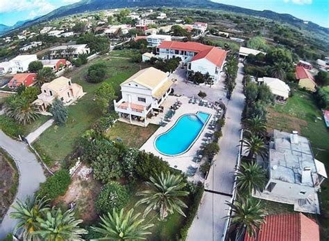 Alexander Beach Hotel Apartments in St George South, Corfu | Olympic Holidays