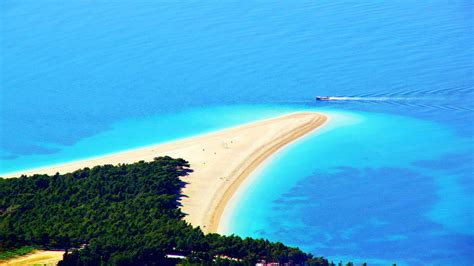 Island Brac Beaches - Split Croatia Travel Guide