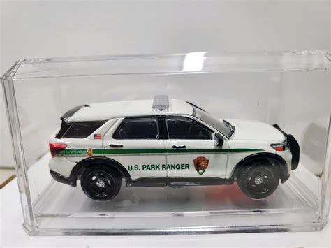 1/64 US Park Ranger Ford SUV