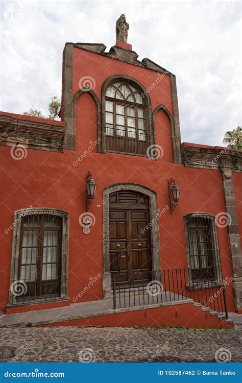 Colonial Architecture in San Miguel De Allende, Mexico Editorial Photography - Image of ...