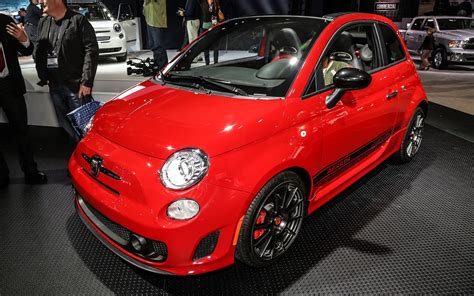 Electric Fiat 500e, Sporty Fiat 500C Abarth Debuting at 2012 L.A. Auto Show