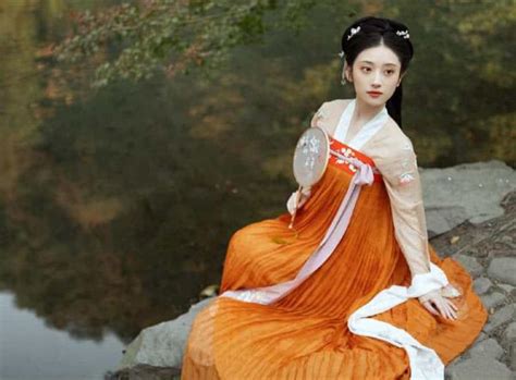 Chinese Hanfu, Hanfu Dress, Traditional Han Chinese Clothing - Easy ...