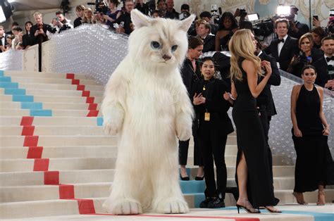 Jared Leto Wears Giant 'Choupette' Costume To Met Gala | IBTimes