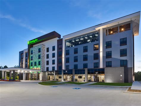 Hotel in Cookeville, Tennessee | Holiday Inn Cookeville Hotel