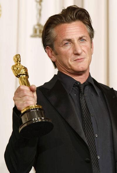 Sean Penn poses with his best actor Oscar at the Academy Awards in ...