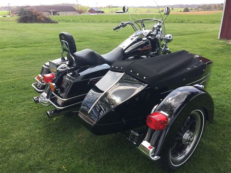 1997 Harley-Davidson® FLHR/I-Sidecar Road King® w/ Sidecar (Black ...