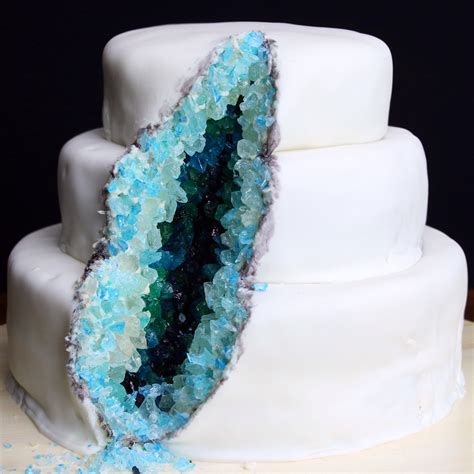 Geode Cake - pastry recipes