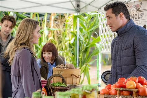 Preview - A Harvest Wedding | Hallmark Channel