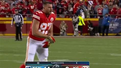 Travis Kelce Slammed For Throwing Helmet Furiously After Missing | Images and Photos finder