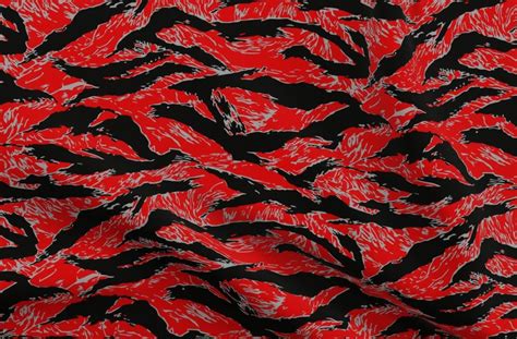 Tigrestripe Red Camo - Spoonflower