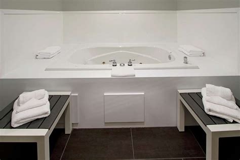 28 Hotels with Jacuzzi in room near Hagerstown, MD ️ 2025