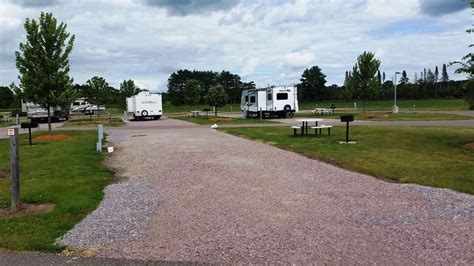 ho-chunk-gaming-rv-resort-baraboo-wi-06 | Campground Views