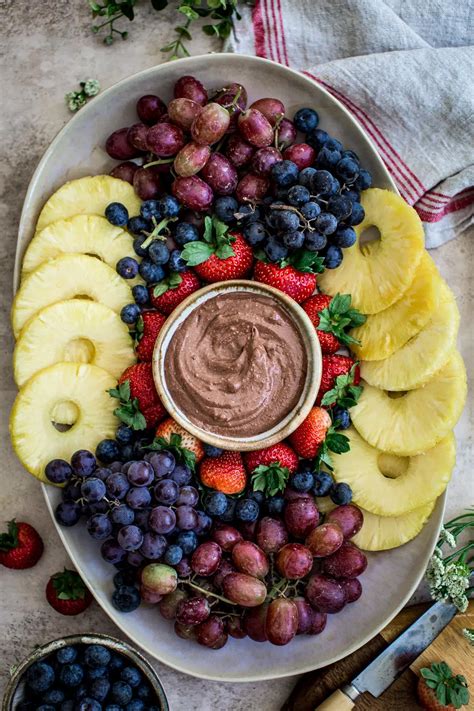 Easy Fruit Tray - Aimee Mars