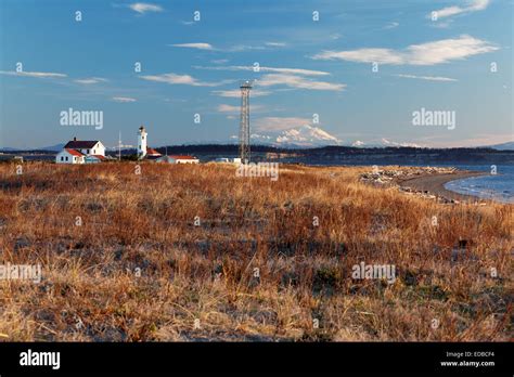 Point Wilson Lighthouse and snowy Mount Baker at sunrise, Fort Warden ...