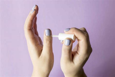 Why You Should Be Using Cuticle Oil—and How Often to Apply It