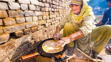 Village Food in Pakistan - BIG PAKISTANI BREAKFAST in Rural Punjab ...