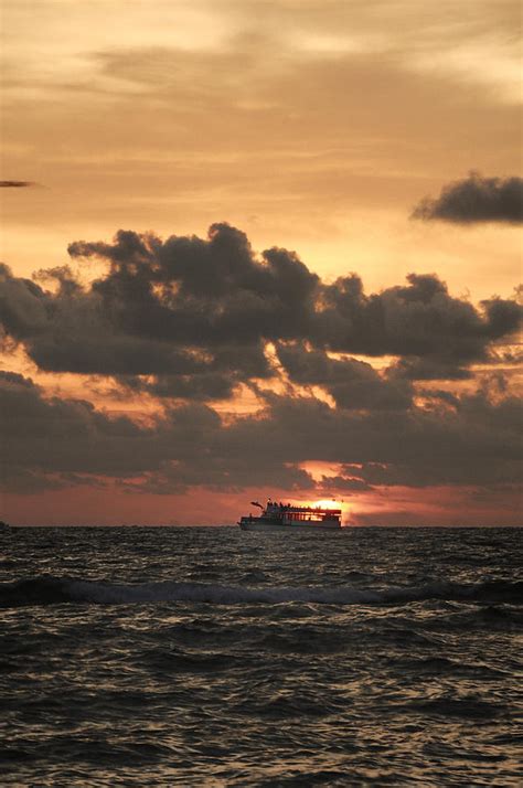 Clearwater Sunset Cruise Photograph by John Rush - Fine Art America