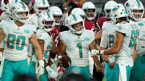 Miami Dolphins podcast: Analyzing Tua Tagovailoa’s game | Miami Herald