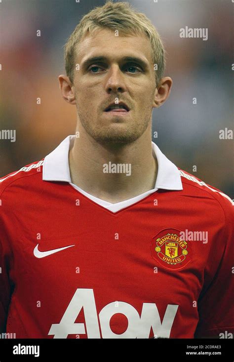 Darren fletcher manchester united 2010 hi-res stock photography and ...