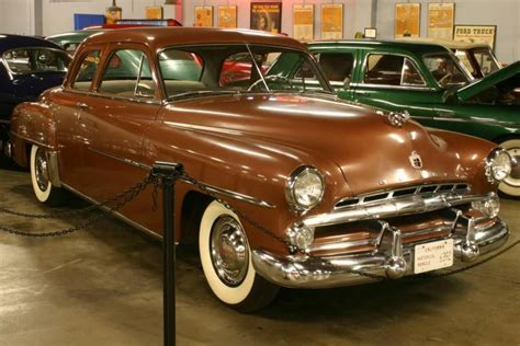 1952 Dodge Coronet - Information and photos - MOMENTcar