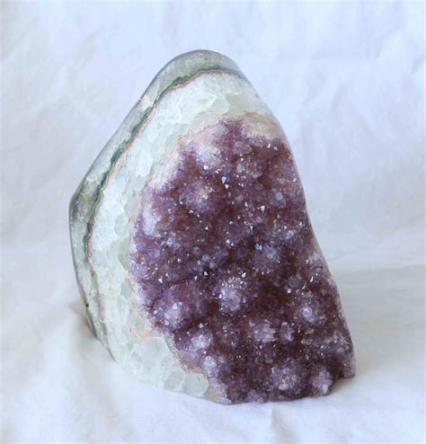 Amethyst Quartz Crystal - A126 | Amethyst quartz crystal, Amethyst, Amethyst quartz