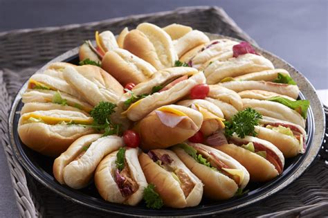 Gourmet Mini Sandwich – Underwraps Caterers