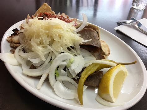 Doner with onion and white cabbage salad : r/Doner