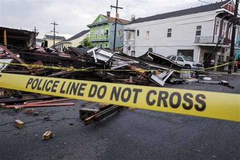 Tornado hits downtown New Orleans damaging buildings -- Earth Changes ...