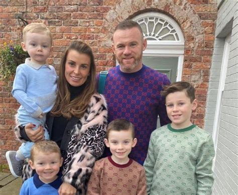 Rooney shares a family pic, people got more concerned about his son’s ...