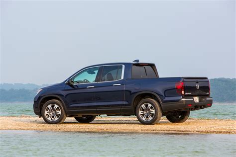 2019 Honda Ridgeline Gets More Standard Features, Priced At $29,990 ...