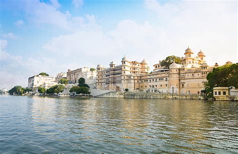 Top 8 Lakes in Udaipur - The Venice of the East in 2024