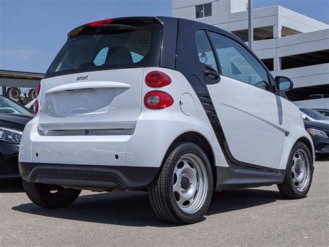 Pre-Owned 2015 smart fortwo Passion 2dr Car in San Antonio | Northside Honda