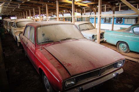 The Collectors: 200 dusty classic cars found in a barn — The Motorhood