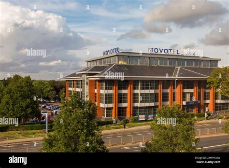 Novotel london heathrow hi-res stock photography and images - Alamy