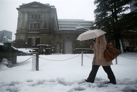 More travel chaos in Japan as snow storm kills three, Asia News - AsiaOne