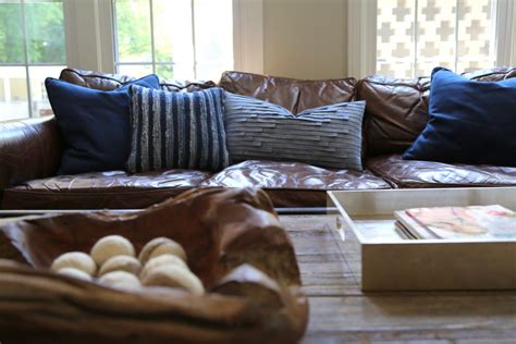 The Right Pillows for a Leather Sofa