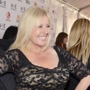 Laura Dotson biography, married, husband, dan dotson, children, wiki, house, net worth | odssf.com