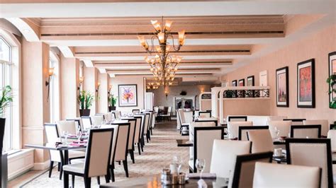 Primrose Dining Room - Rimrock Resort Hotel | Canada - Venue Report