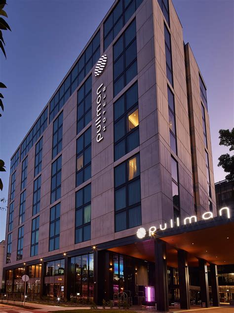 Pullman Hotel Mascot — Taylor