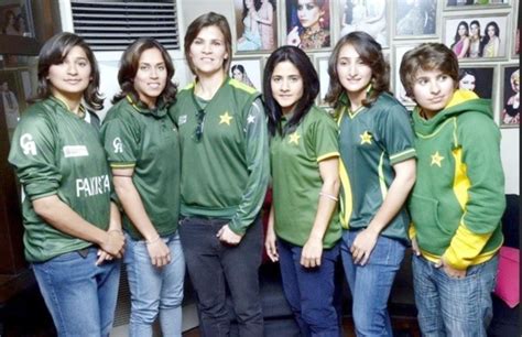 Meet Pakistan women’s cricket team, captained by Sana Mir | Cricket ...