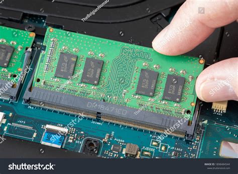 60,517 Laptop Repair Images, Stock Photos & Vectors | Shutterstock